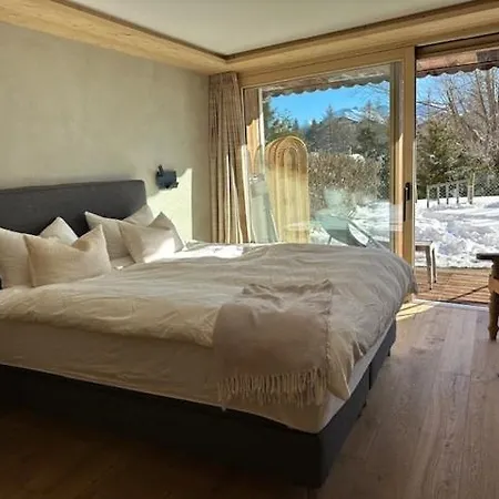 Etrier - In With Access To Pool, And Facilities