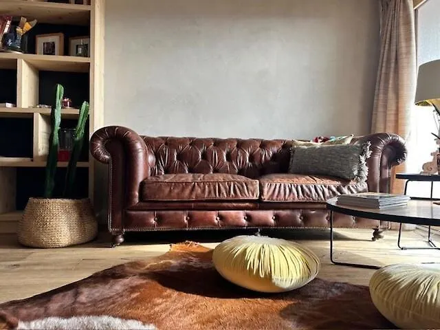 Etrier - In With Access To Pool, And Facilities *