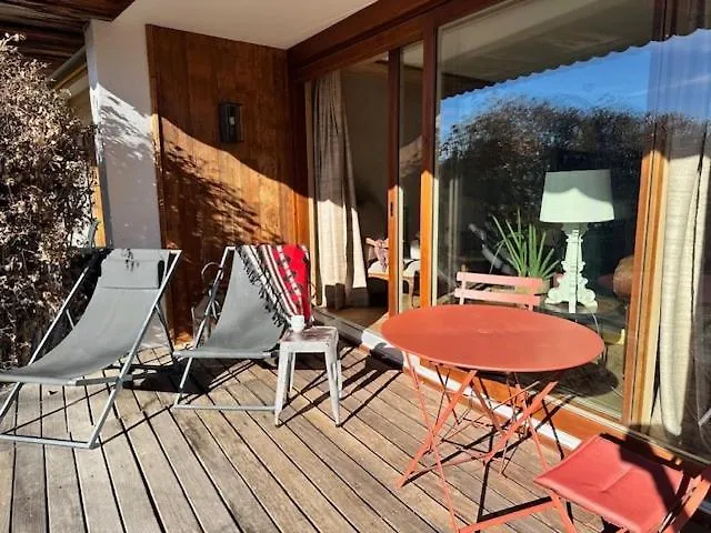 Etrier - In With Access To Pool, And Facilities Daire